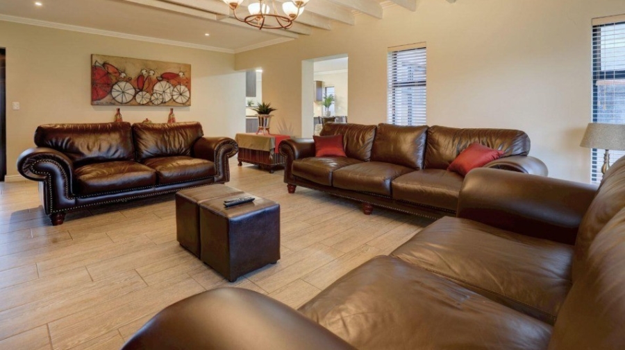 3 Bedroom Property for Sale in Kraaibosch Country Estate Western Cape